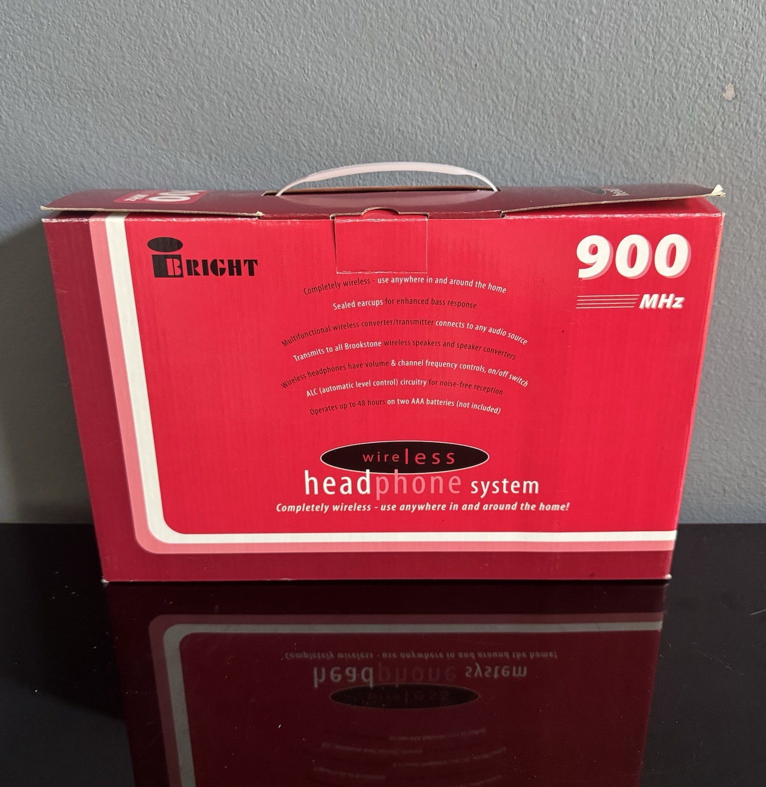 NEW Brookstone Bright Wireless Headphone System 900 MHz 180 ft Range In Box NIB