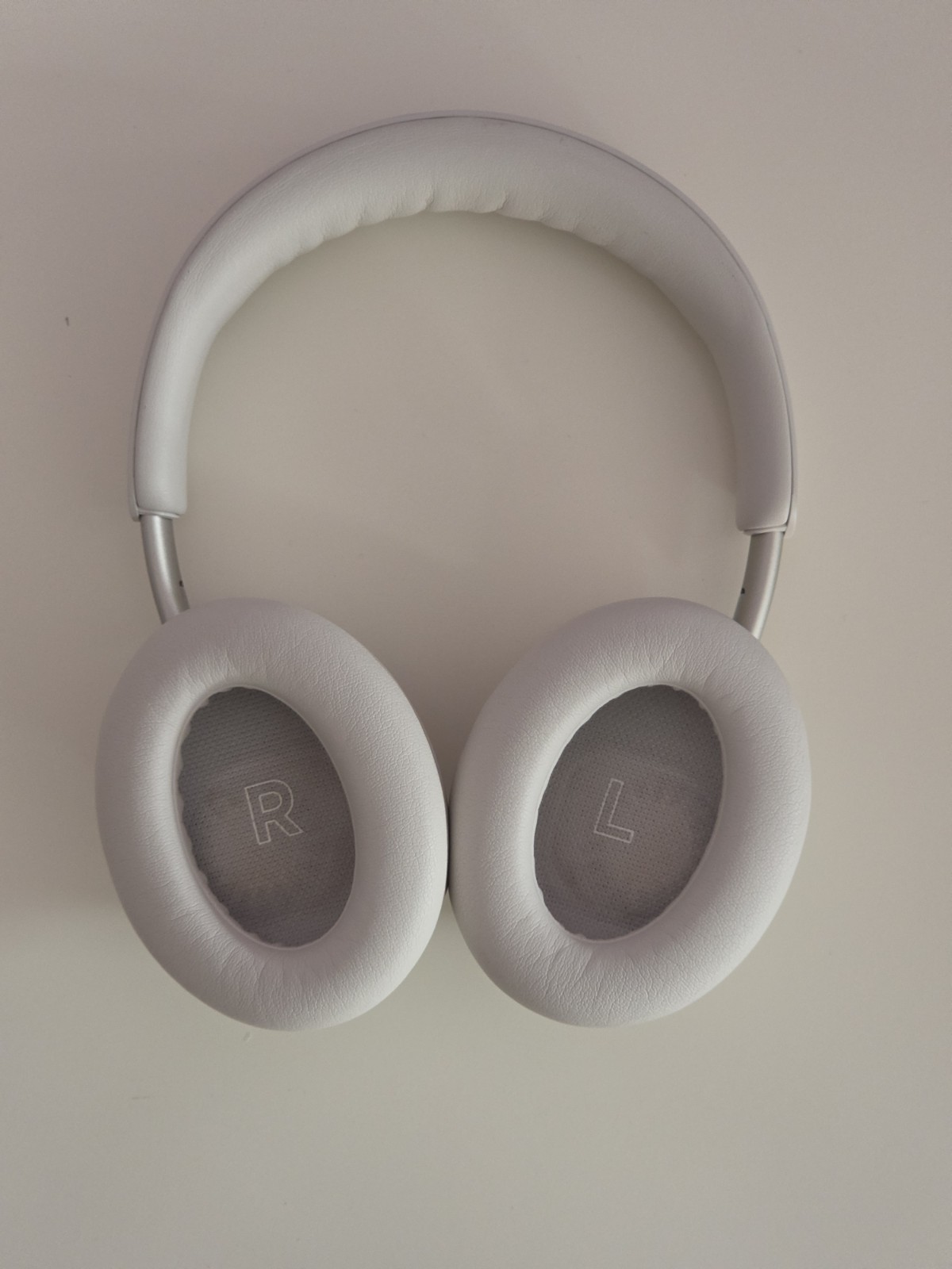 Bose QuietComfort Ultra White Smoke – Very Good Condition. Awesome Sound!