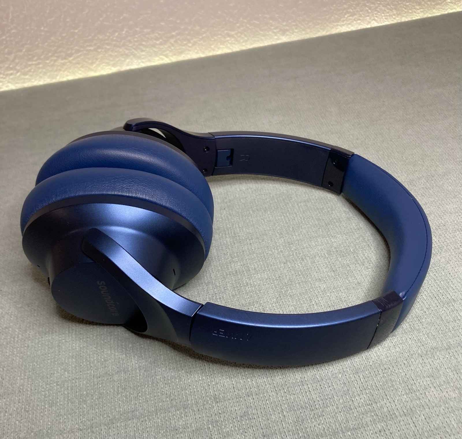 Soundcore Life Q20 Over-Ear Headphone Hybrid Active Noise Cancelling-Blue (Used)