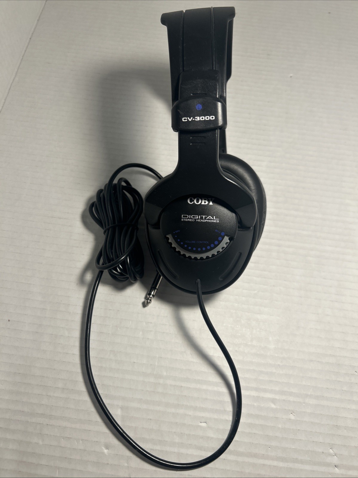 Coby CV195 Headband Headphones – Black