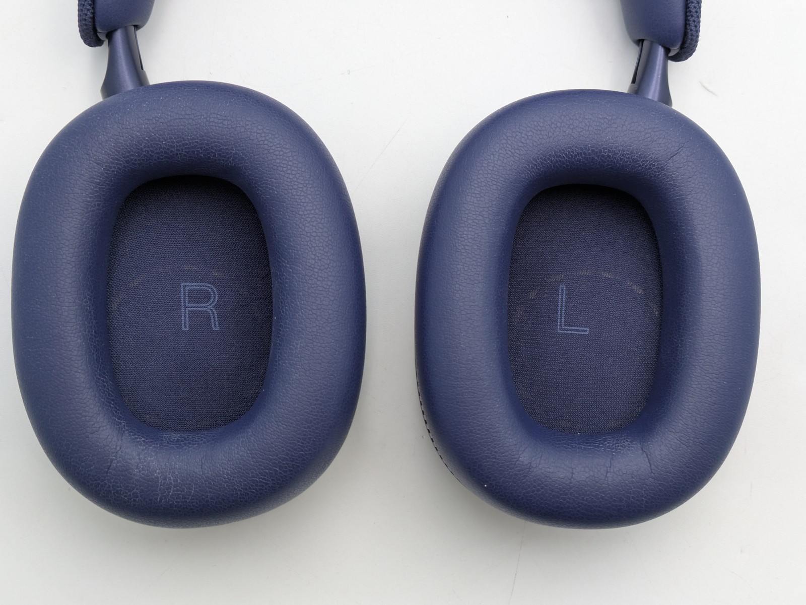 Bowers & Wilkins Px7 S3 Wireless Noise-Canceling Over-Ear (FP45349) Indigo Blue