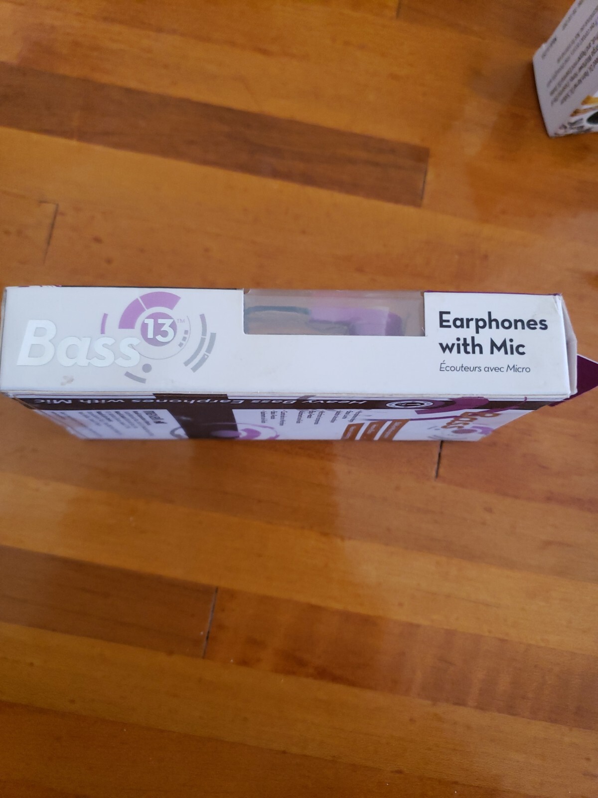 Maxell Bass 13 Earphones W/Mic Enhanced Bass Experience