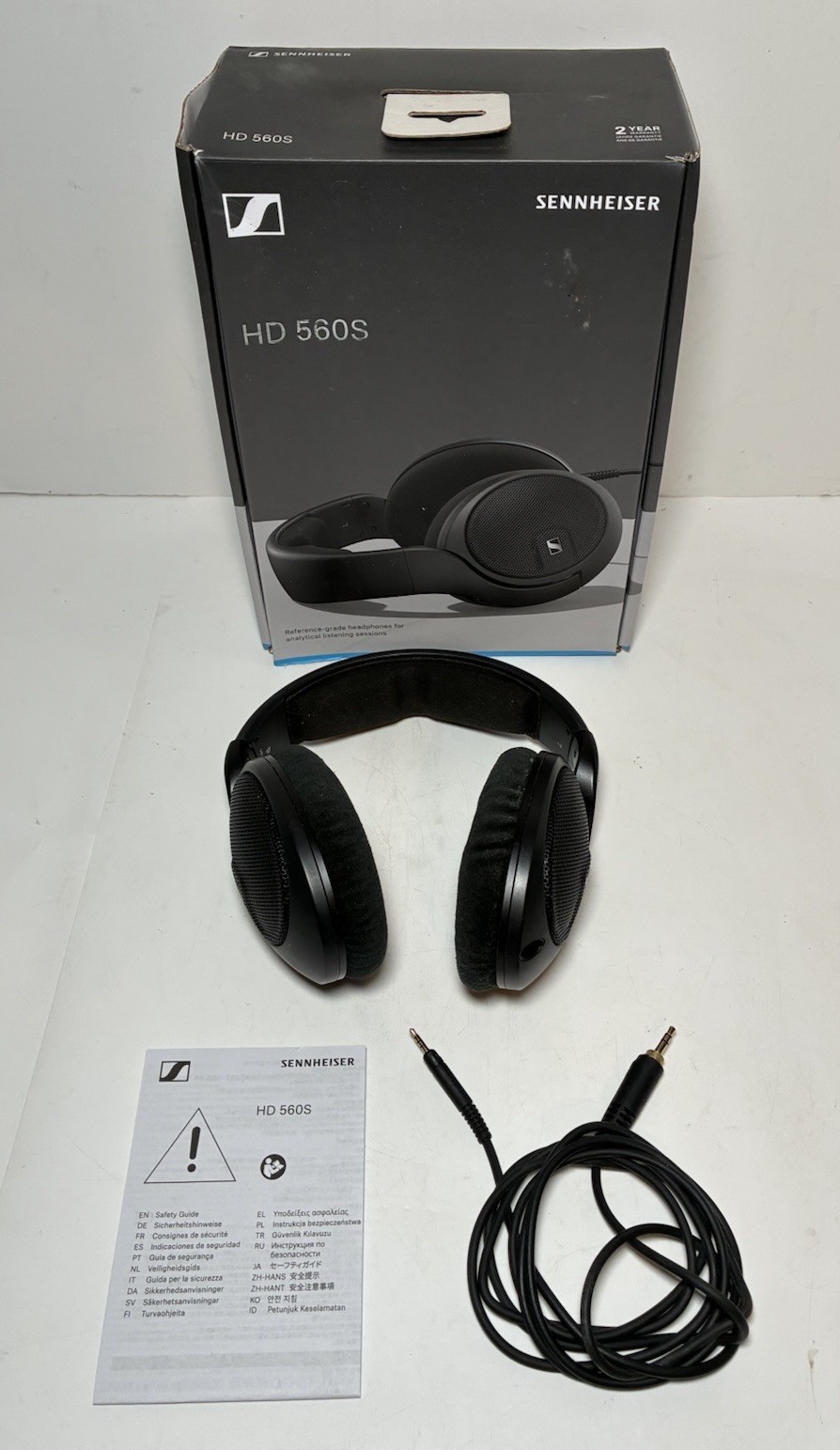 Sennheiser HD 560S Audiophile Headphones Over-The-Ear – Free shipping