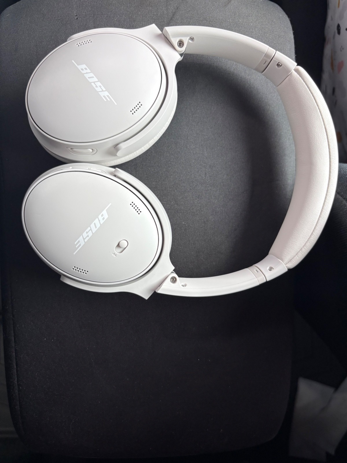 Bose QuietComfort 35 QC35 Wireless Headphones – Silver