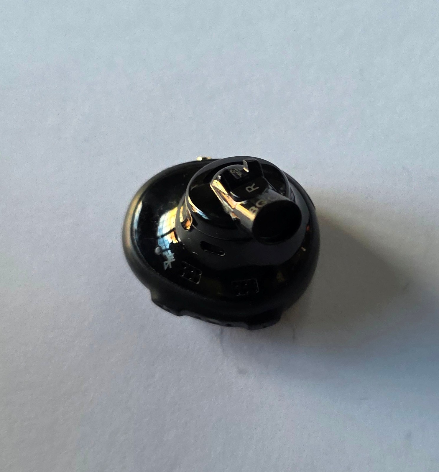 DEFECTIVE Black Bose Soundsport Free Truly Wireless RIGHT SIDE Earbud – NO POWER