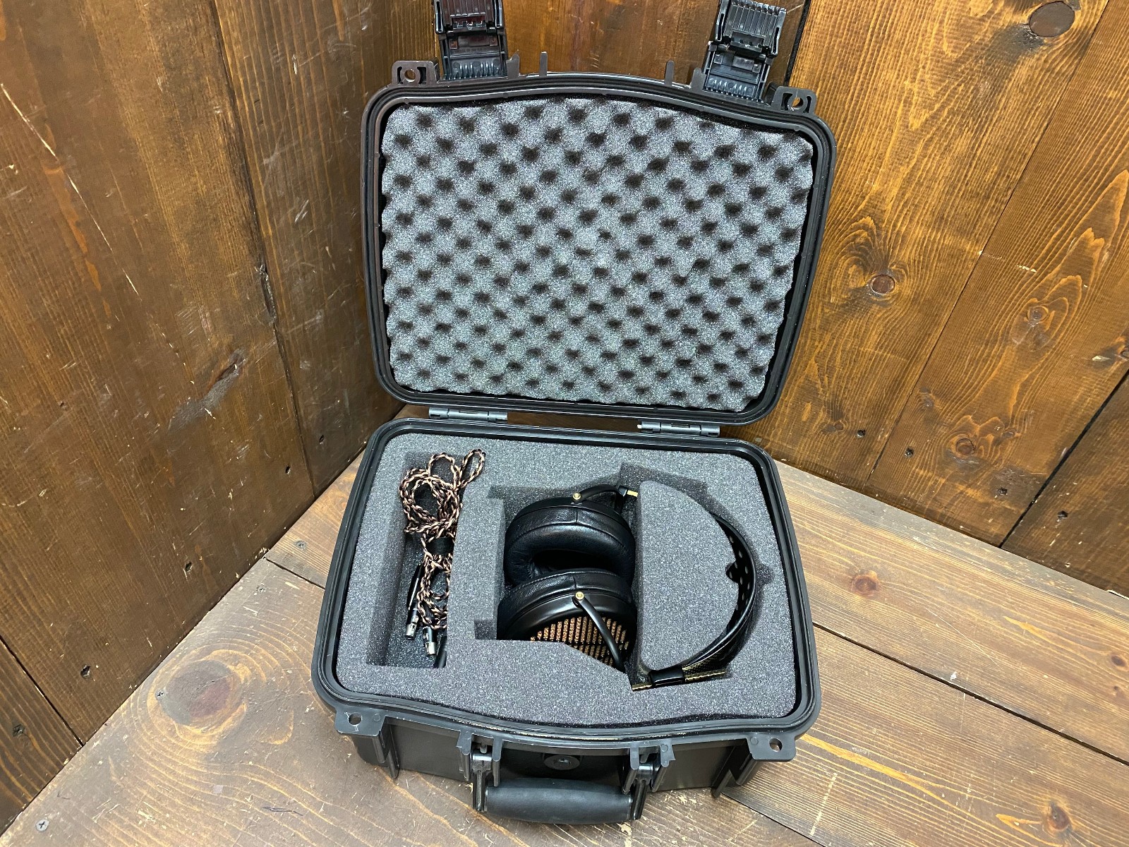 Audeze LCD-4z Planar Magnetic Headphones | USED/GREAT | Open Back | Hard Case