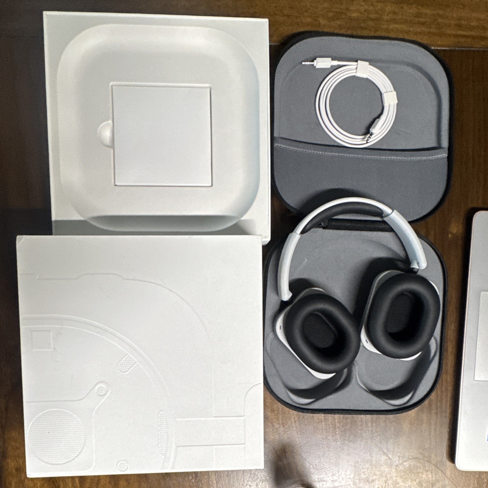 Nothing Headphone (1) Wireless ANC Over-Ear w/ Mic White/Black Case & Cable