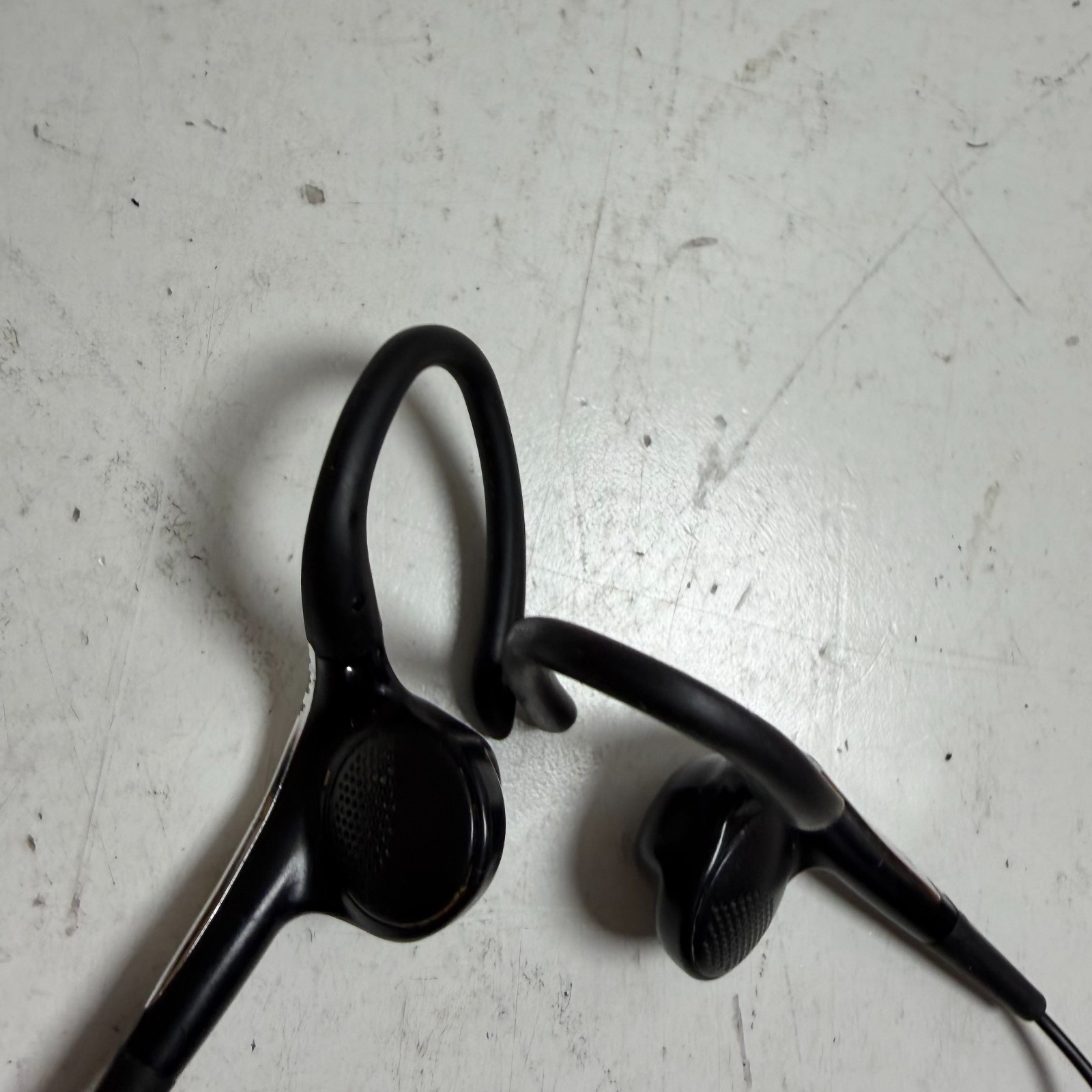 Sony MDR-J20 Silver/Black 3.5mm TRS Jack 16 Ohms Setereo Wired Sports Headphones