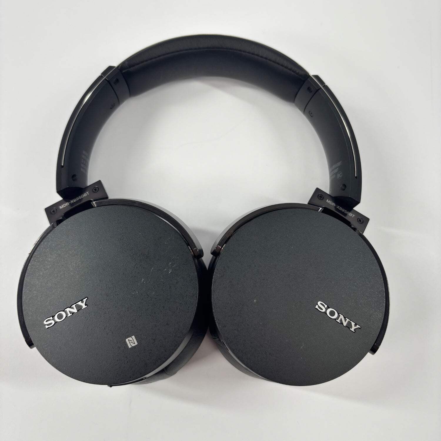 Sony MDR-XB950BT Wired Over-Ear Headphones Black