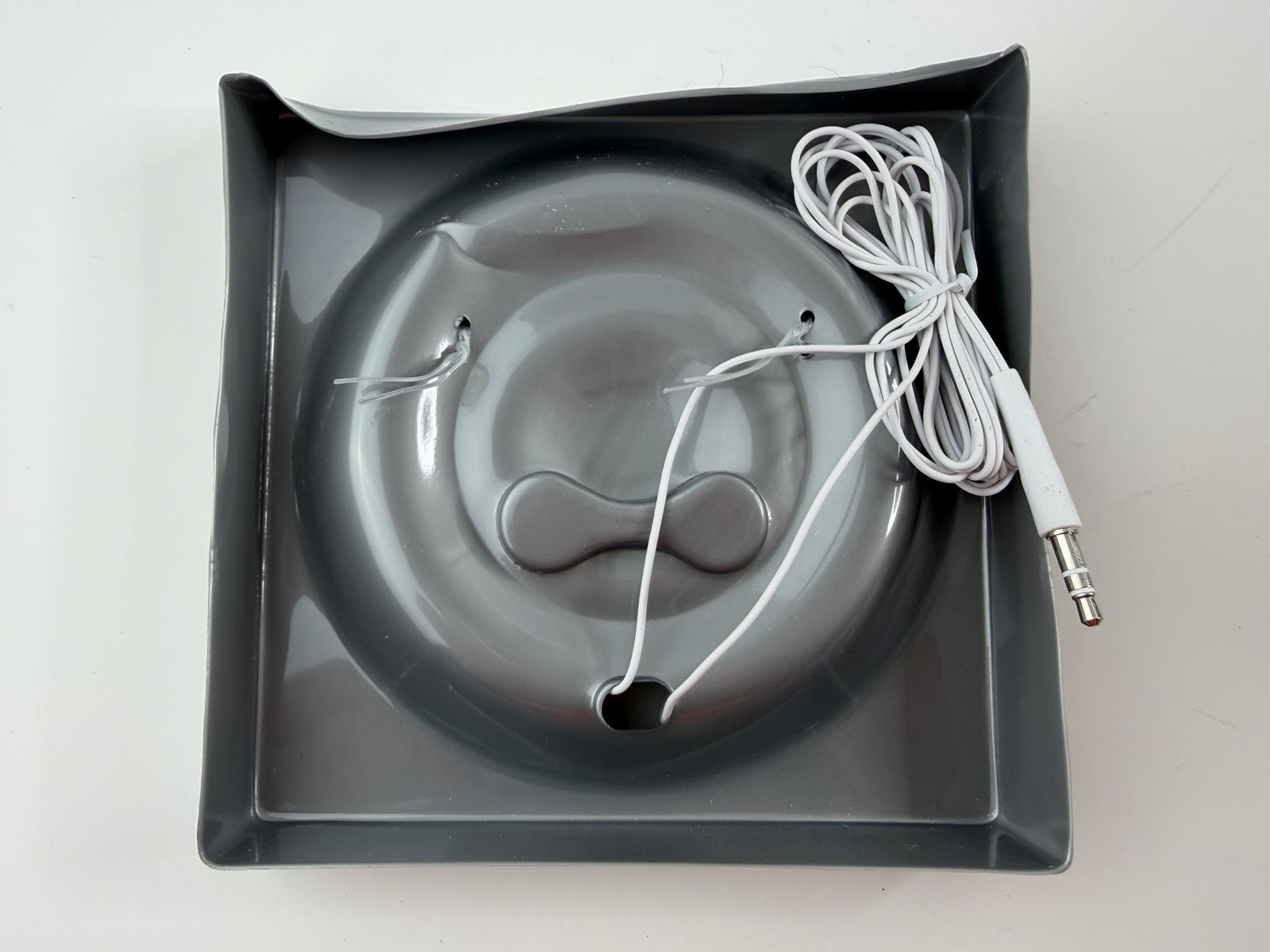 Nike Flow Sport Headphones Dual Earbuds White Jogging Gardening Fun