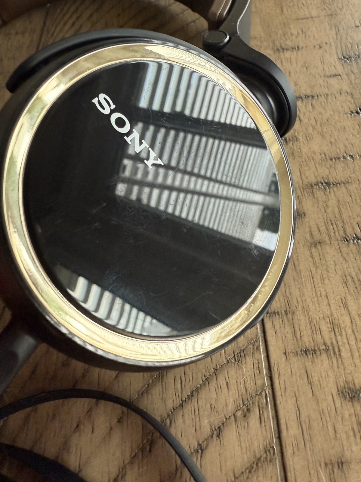 Sony MDR-XB600 Extra Bass Wired On-Ear Headphones Brown/Black/Gold GREAT COND