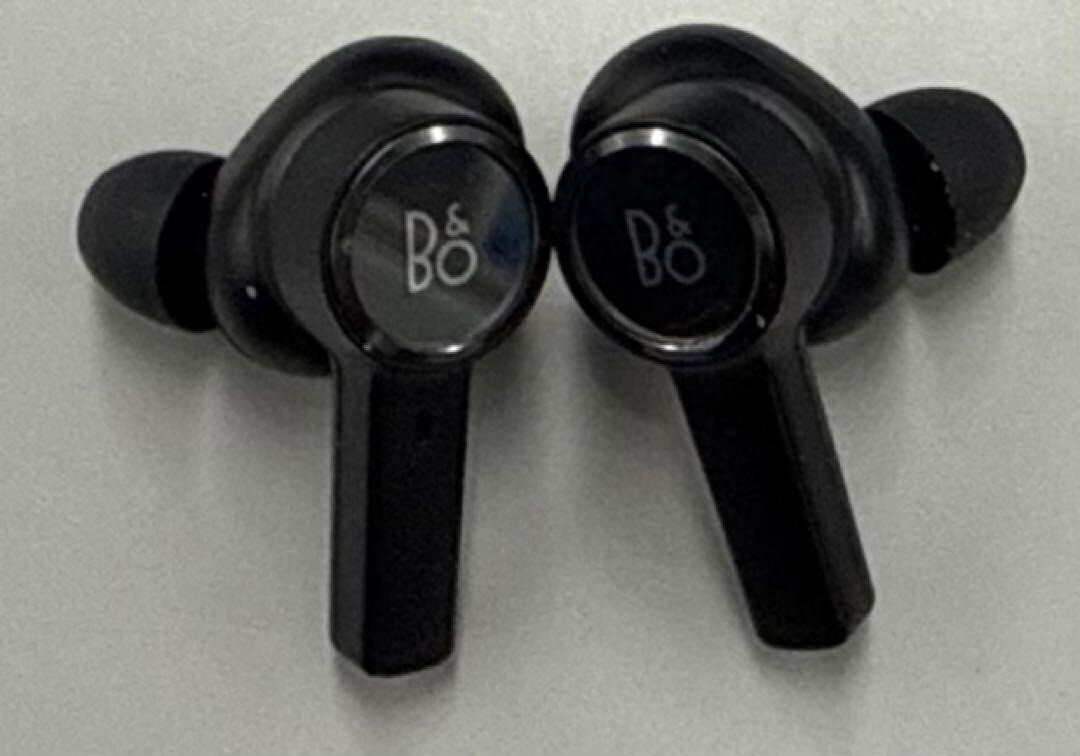 Bang & Olufsen BEOPLAY EX Black Anthracite Wireless Earphones Good
