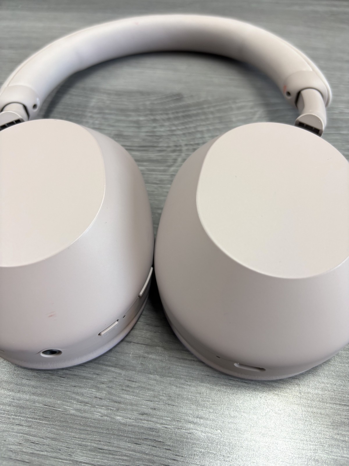 Sony WH-1000XM5 Wireless Headphones -Pink – Fully Functional -Pads Staine