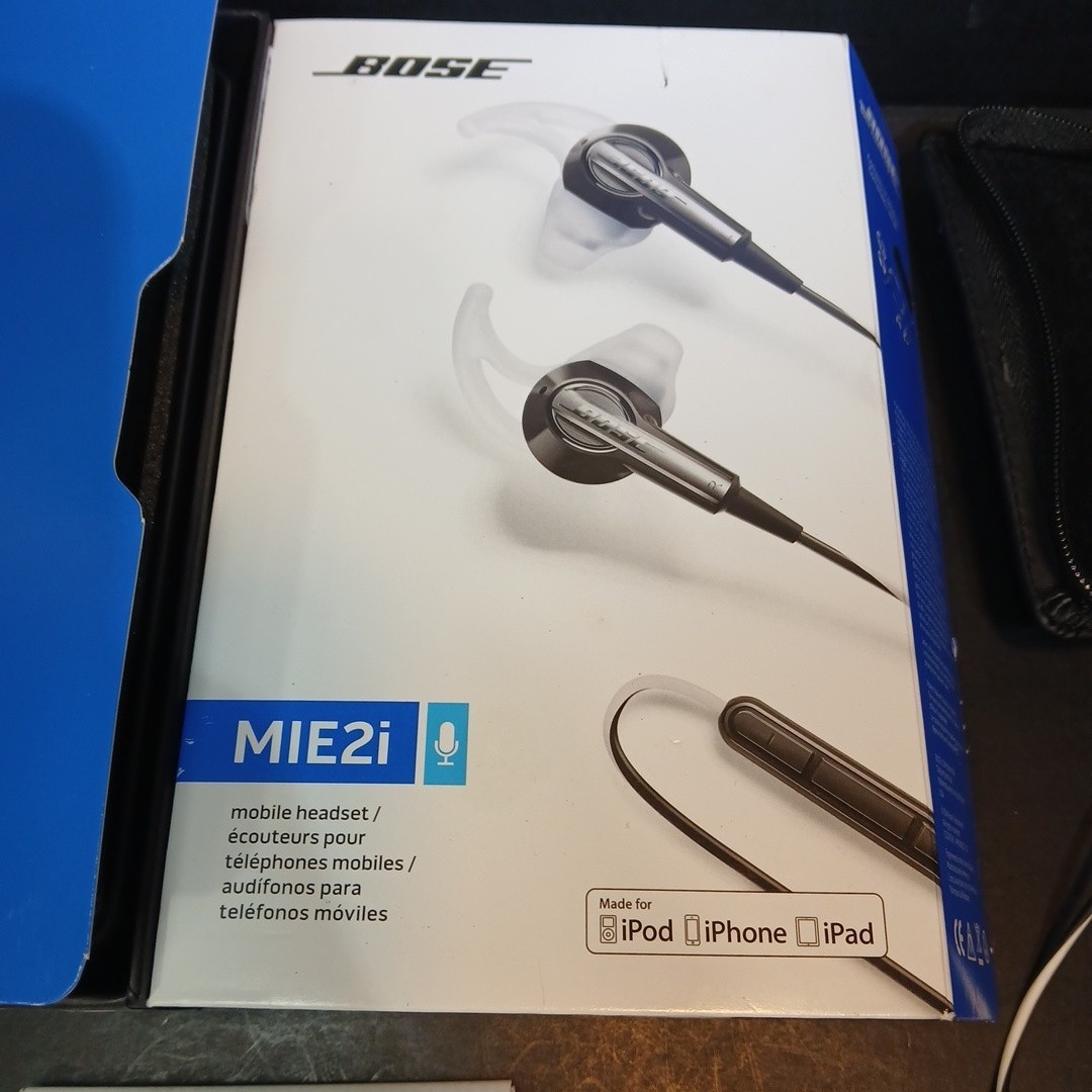 Bose MIE2i In-Ear Headphones Earbuds Black 3.5mm Mobile Headset Mic Stereo
