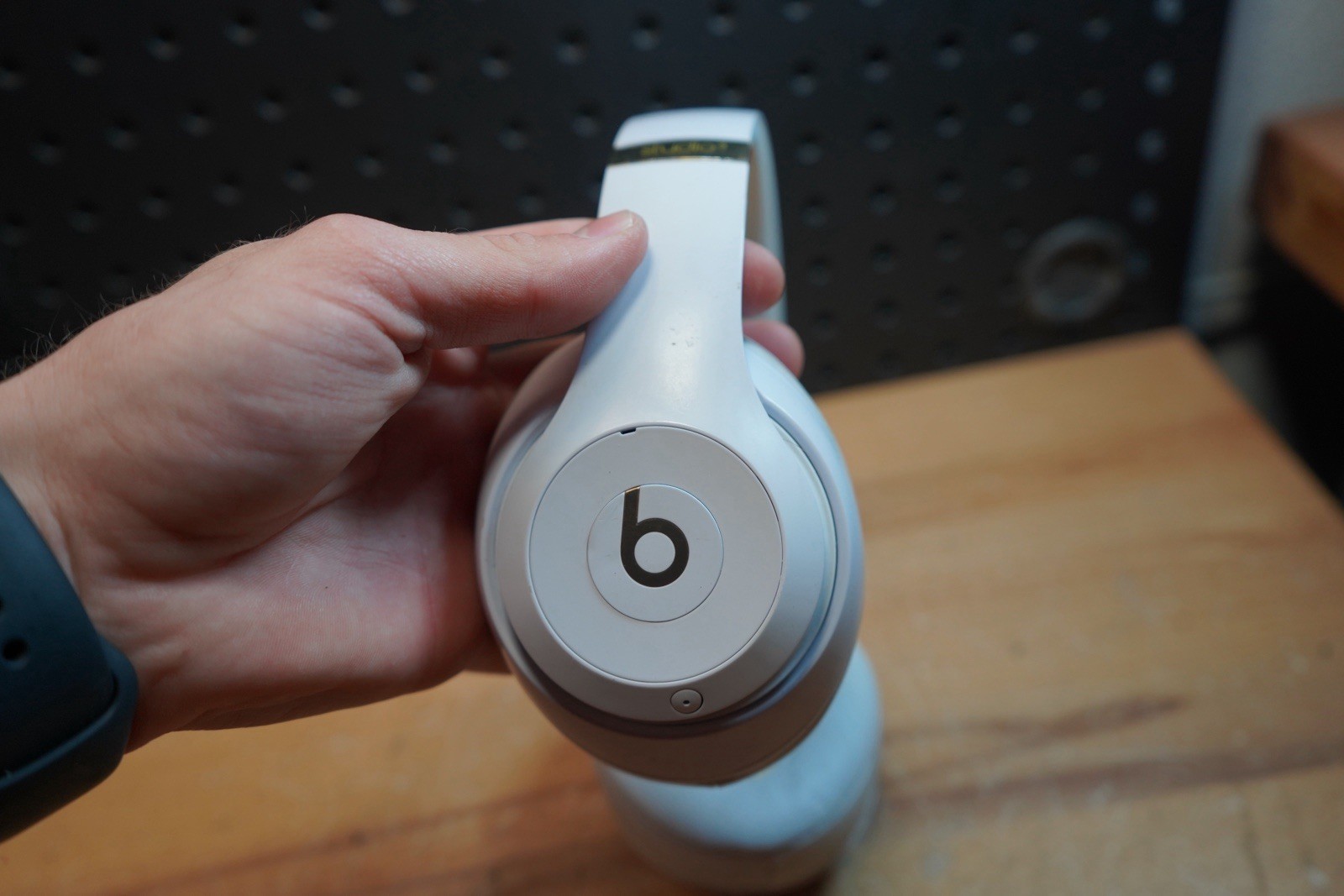 (O) Beats by Dr. Dre Studio3 Wireless Noise Cancelling Headphones