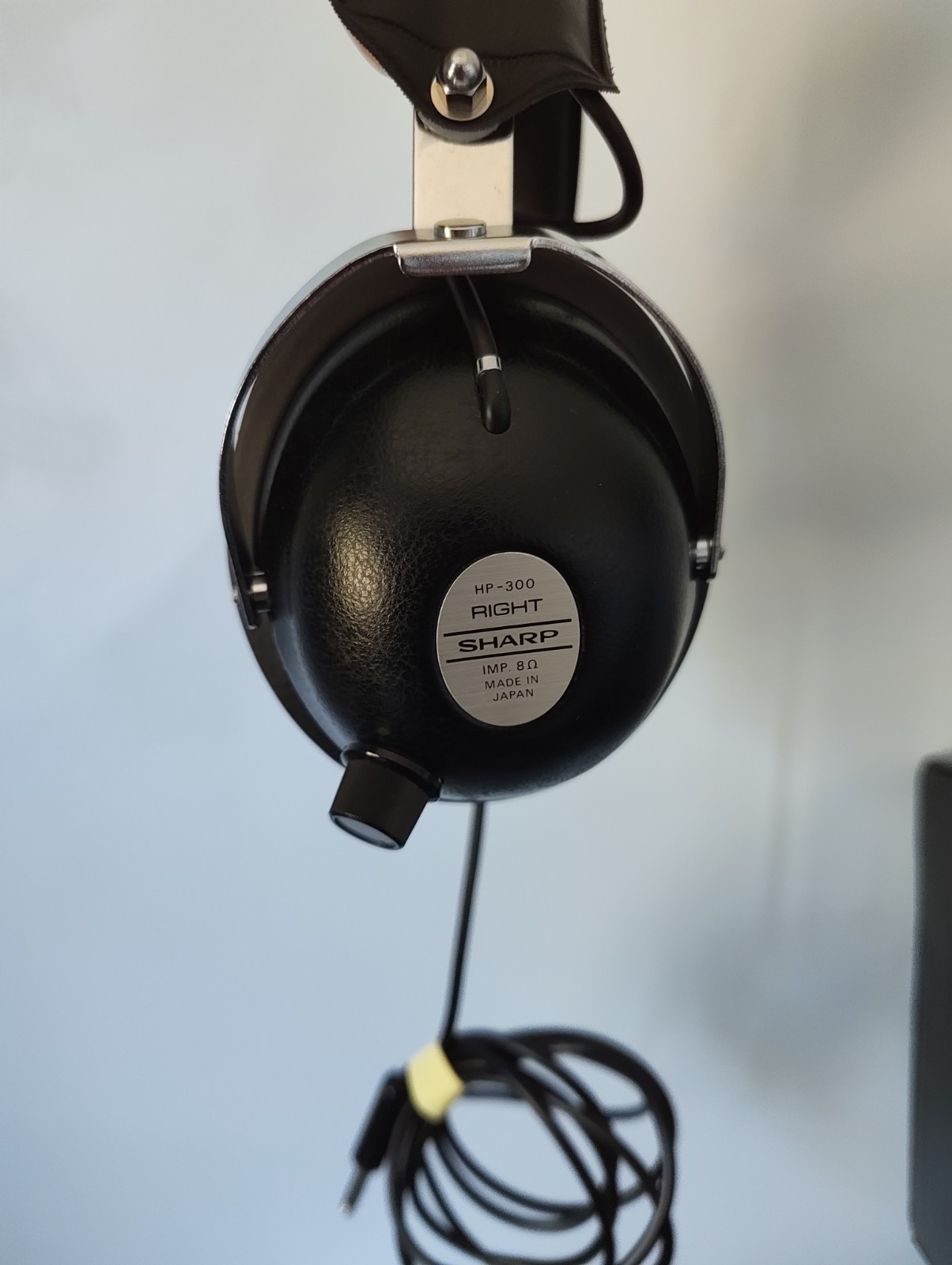 Sharp Stereo Headphone HP-300 – For Parts/Repair (see description) – With Box!