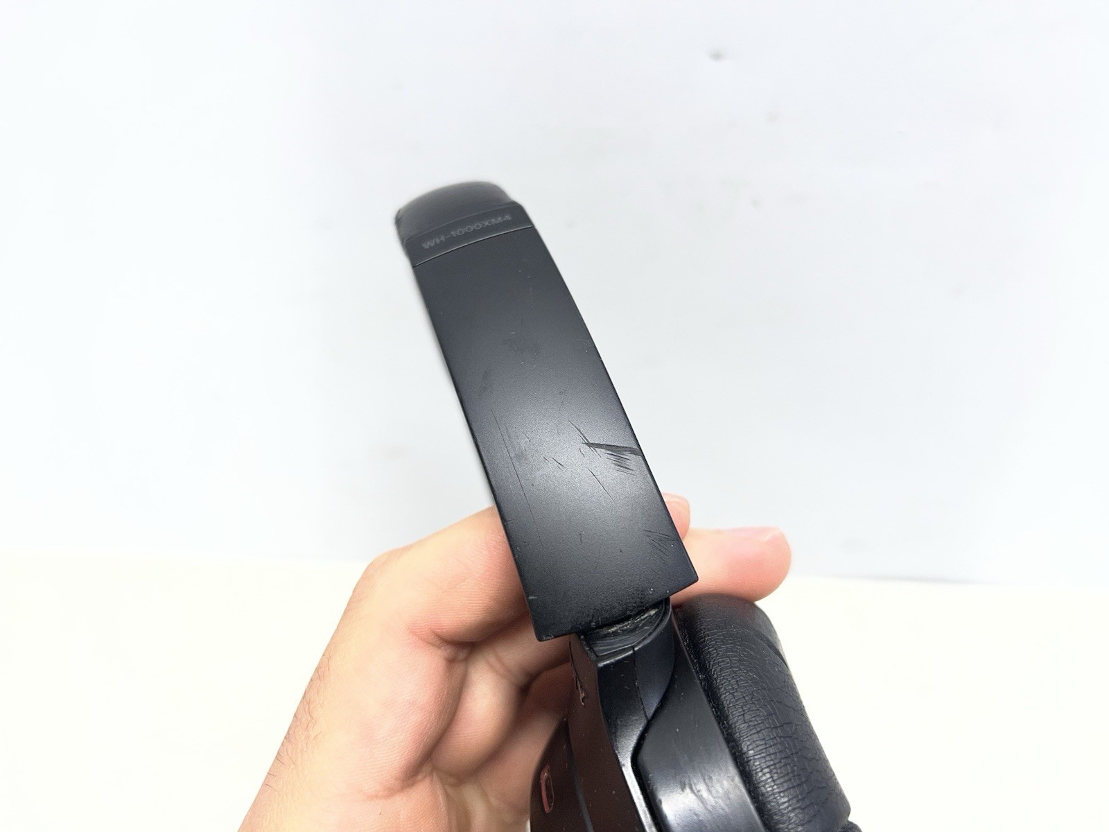 Sony WH-1000XM4/B Wireless Active Noise Canceling Bluetooth Headphones – Black –