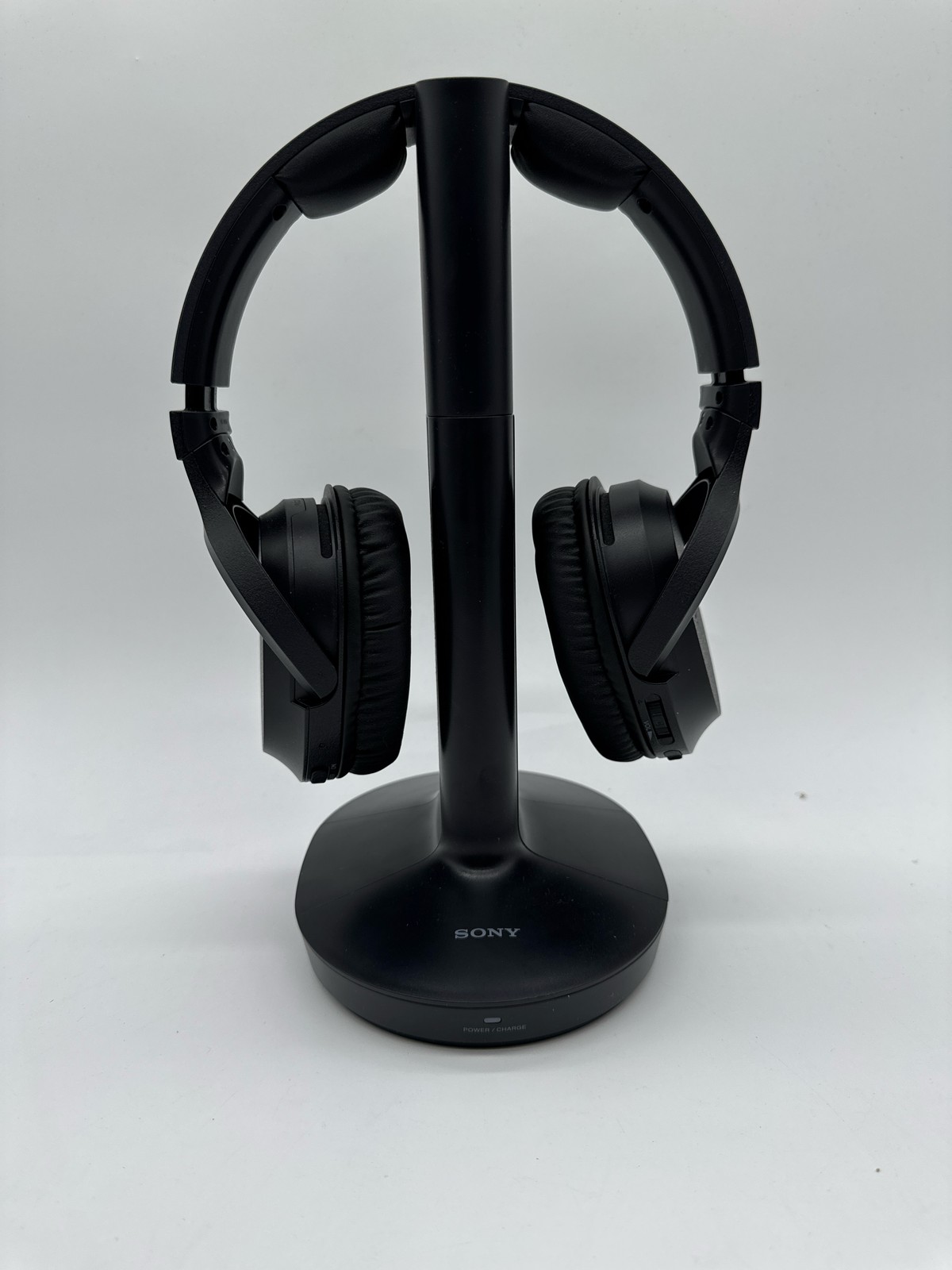 Sony WH-RF400 Wireless Over-Ear Home Theater Headphones 3.5 mm Jack – Black