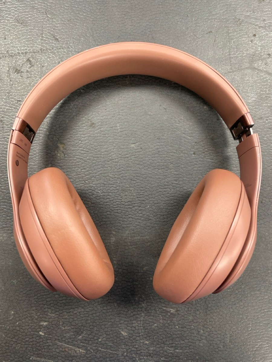 Beats By Dre Studio Pro x Kim Kardashian A2924 (PD4056781)
