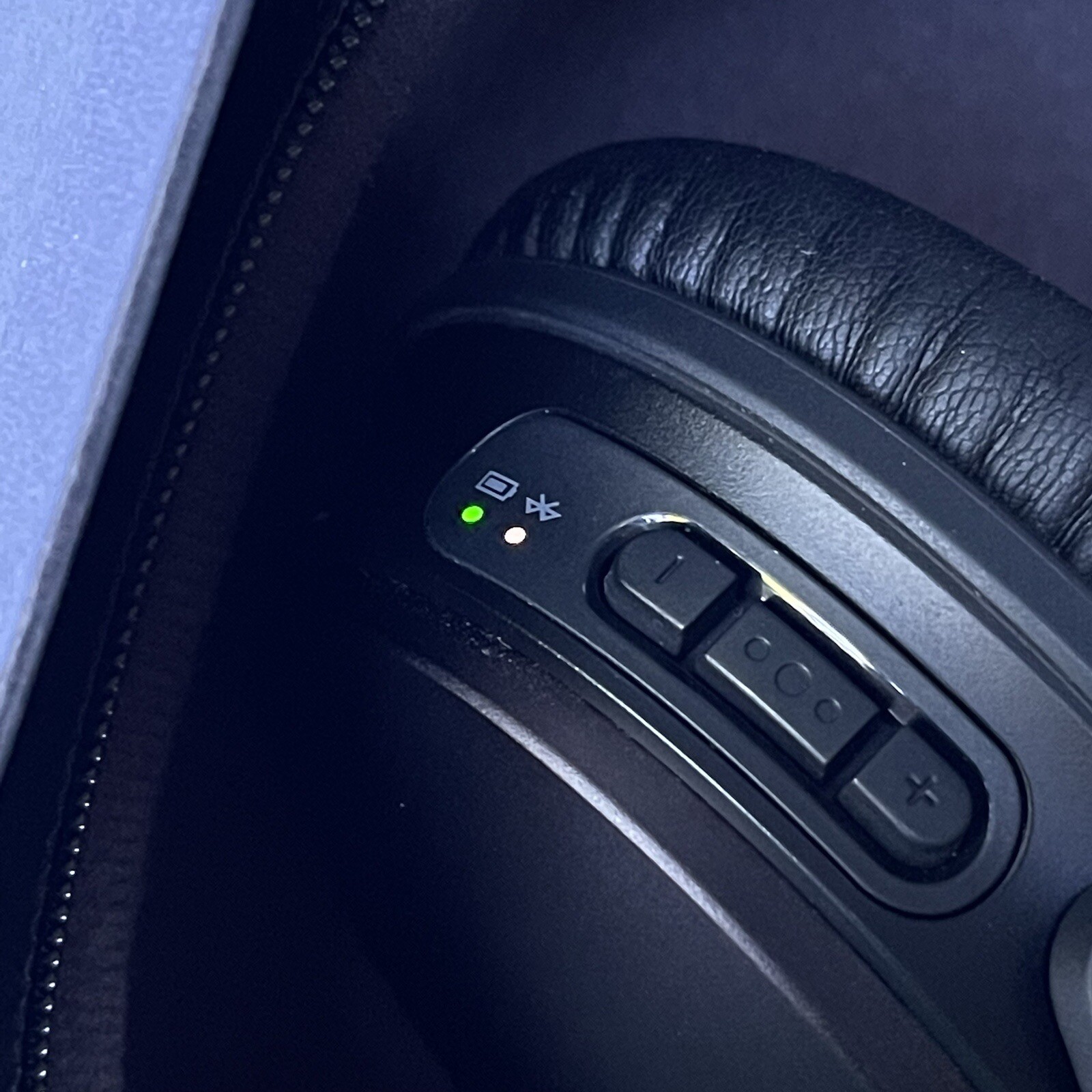 Bose QuietComfort 35 Wireless Headphones II (Android/iOS) – Black