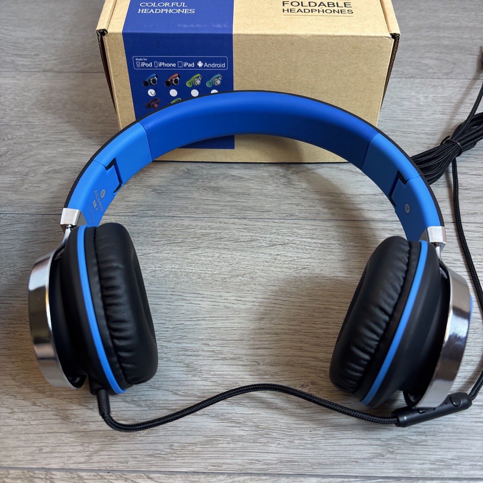 AILIHEN C8 Wired Headphones with Microphone Volume Control Folding Lightweight