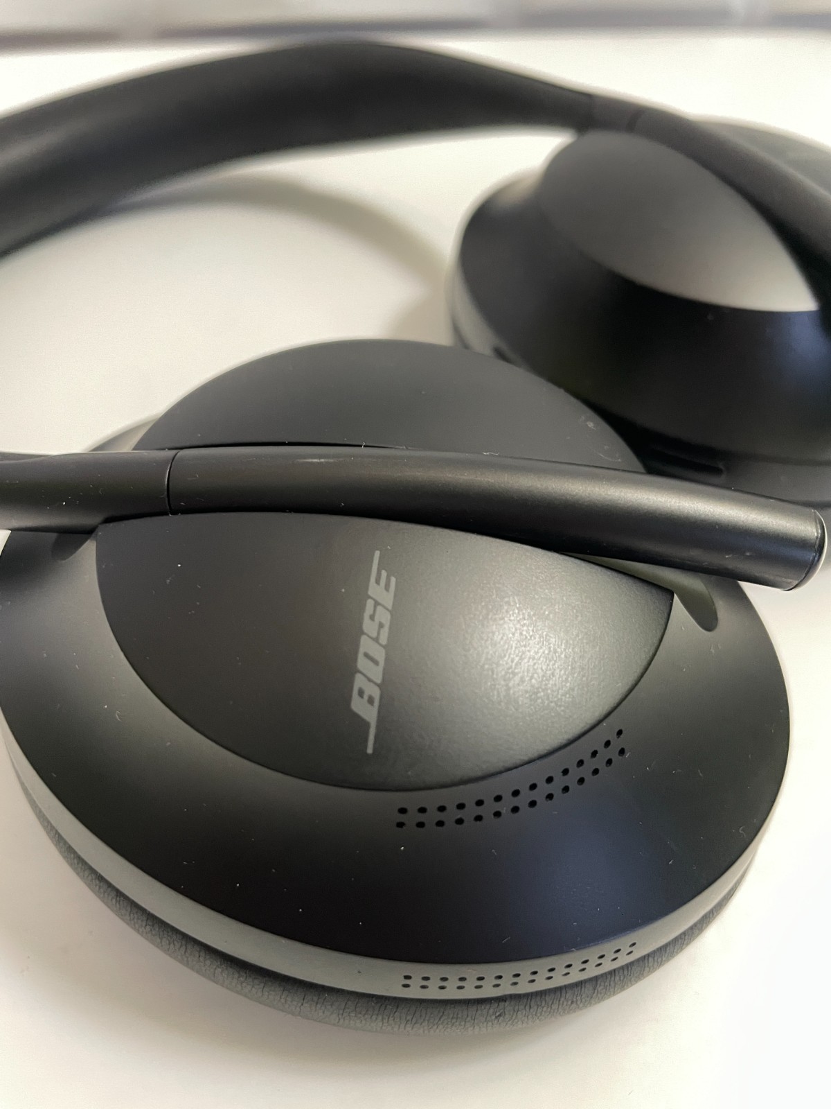 Genuine Bose NC 700 Bluetooth Noise Cancelling Headphones Black 30 Day Warranty
