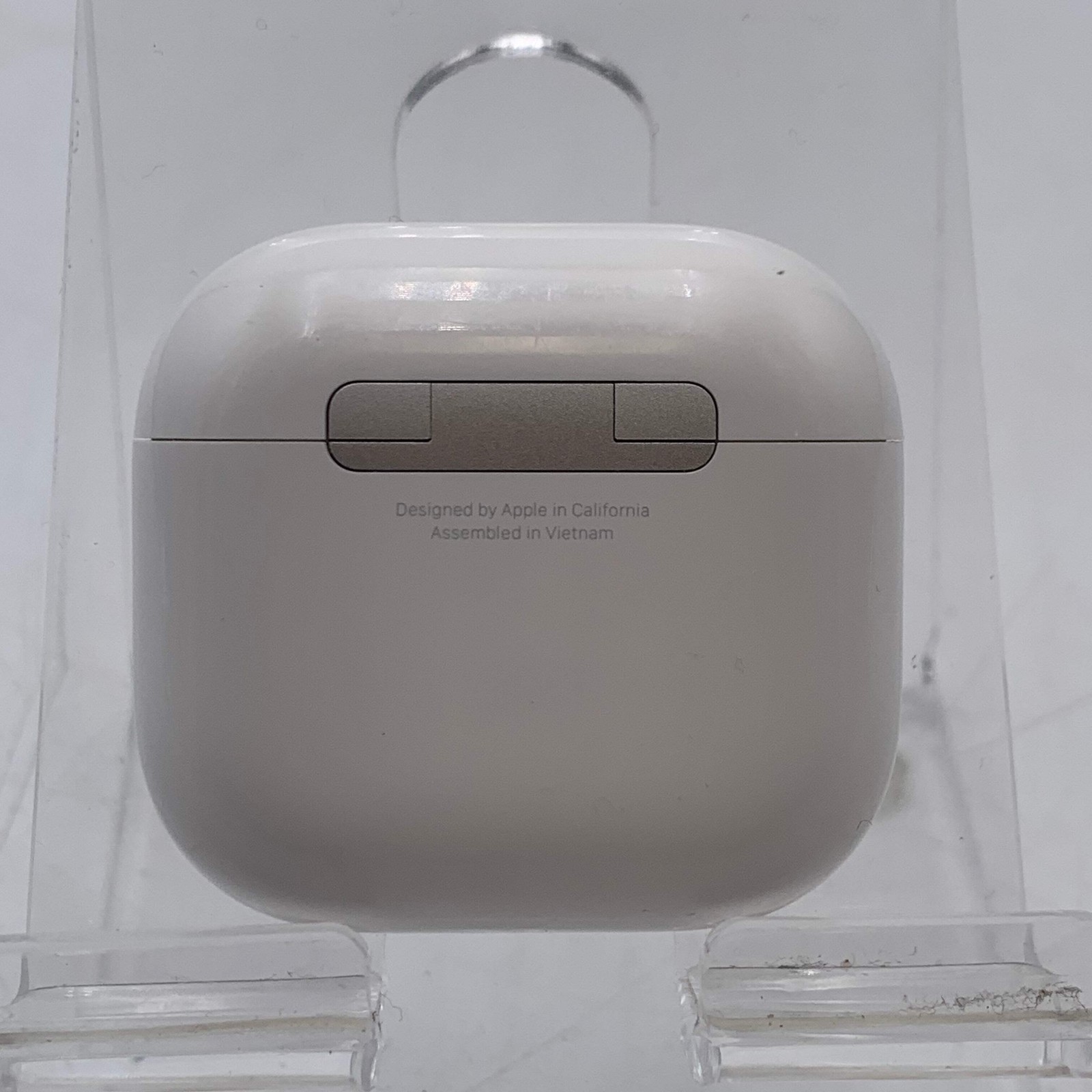Apple AirPods 4th Gen ANC MagSafe Charging Case / A3055 A3056 A3059 MXP93LL/A