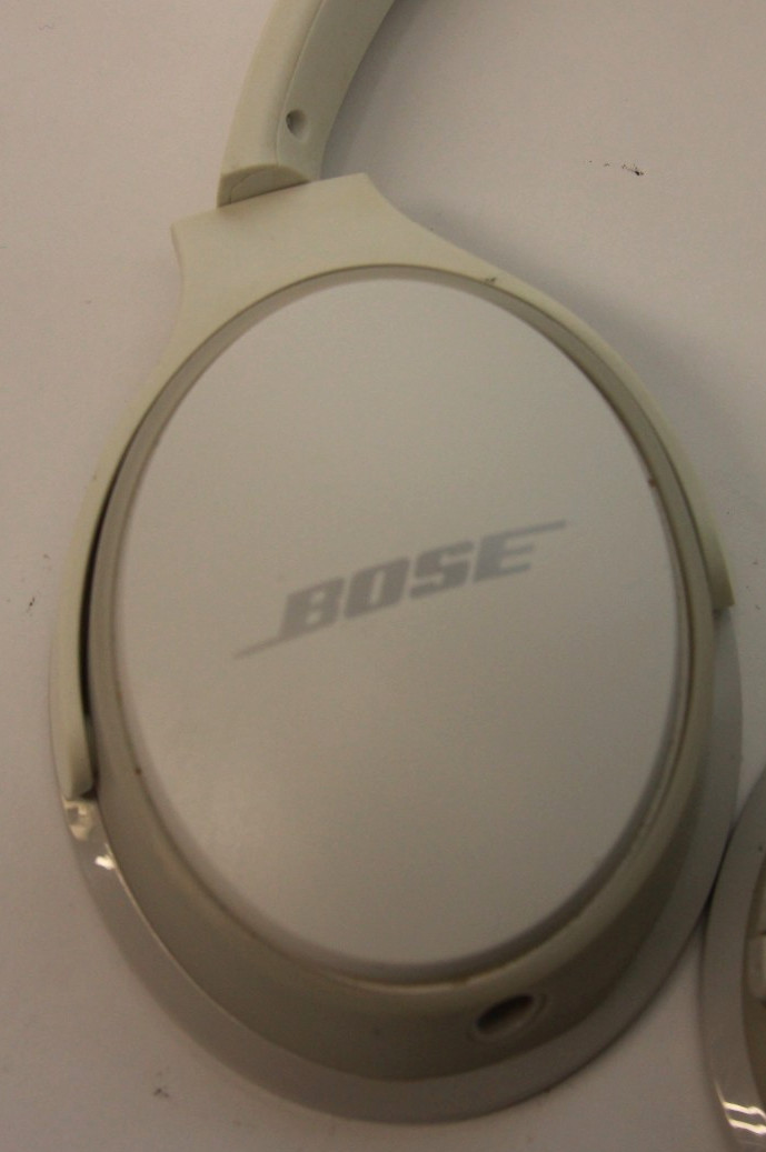 Bose SoundLink Around-Ear II Headset Lot of 3 Black/Blue White Over-Ear BA2 READ