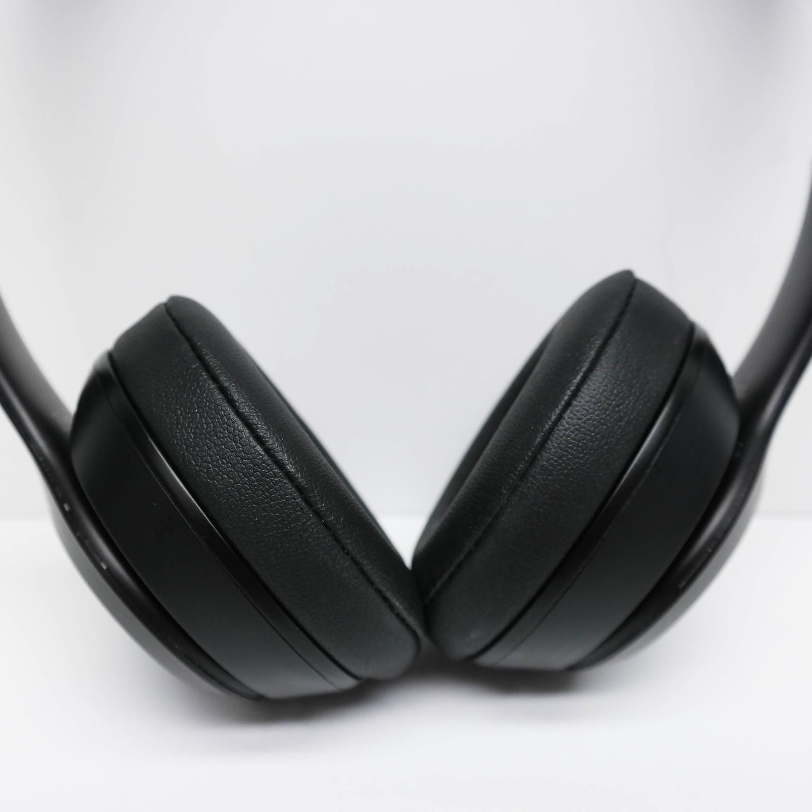 Beats by Dr. Dre Solo 3 Wireless On Ear Headphones Matte – Black MX432LL/A