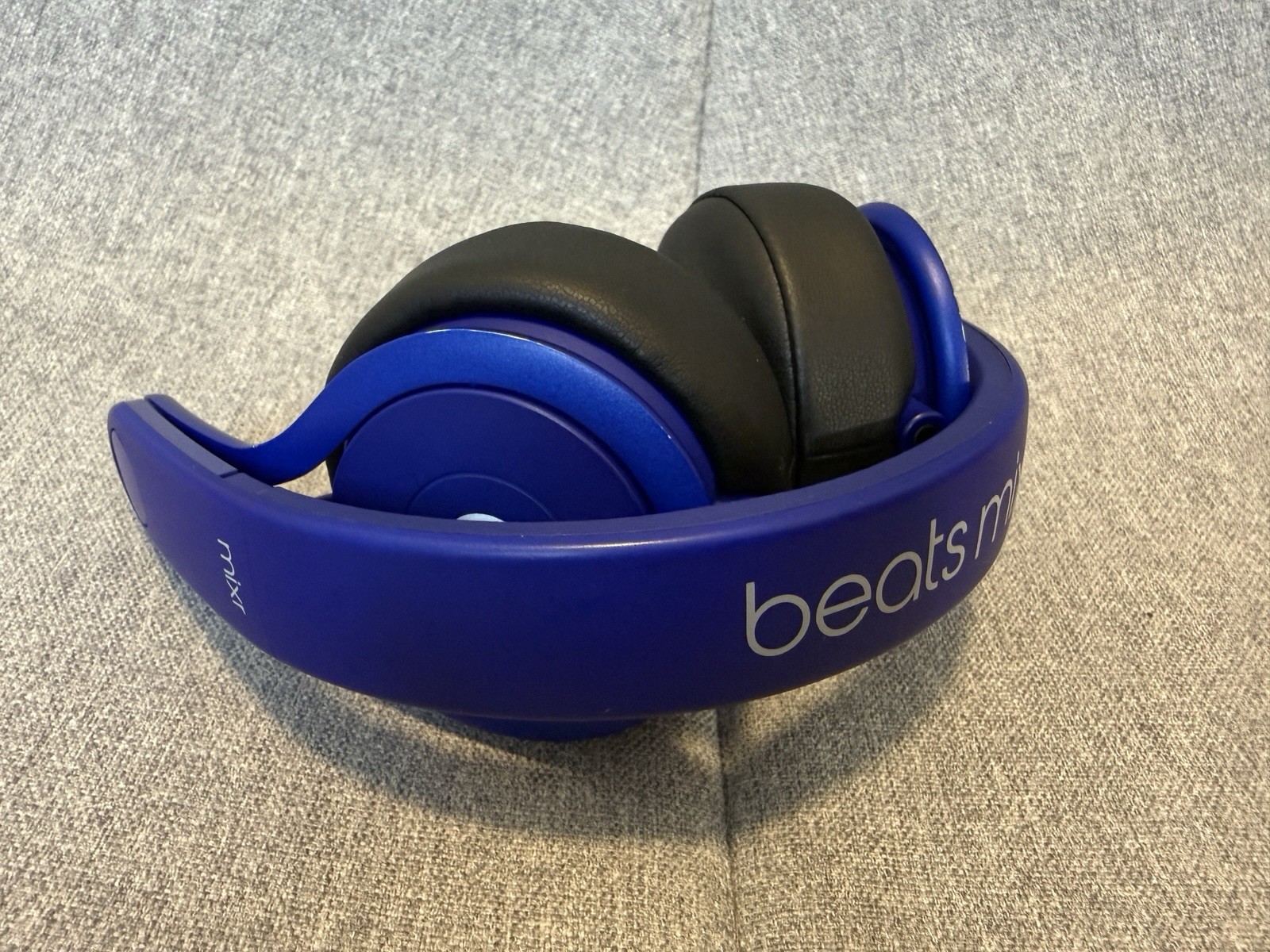 Beats Mixr Mixer Headphones Blue Limited Edition