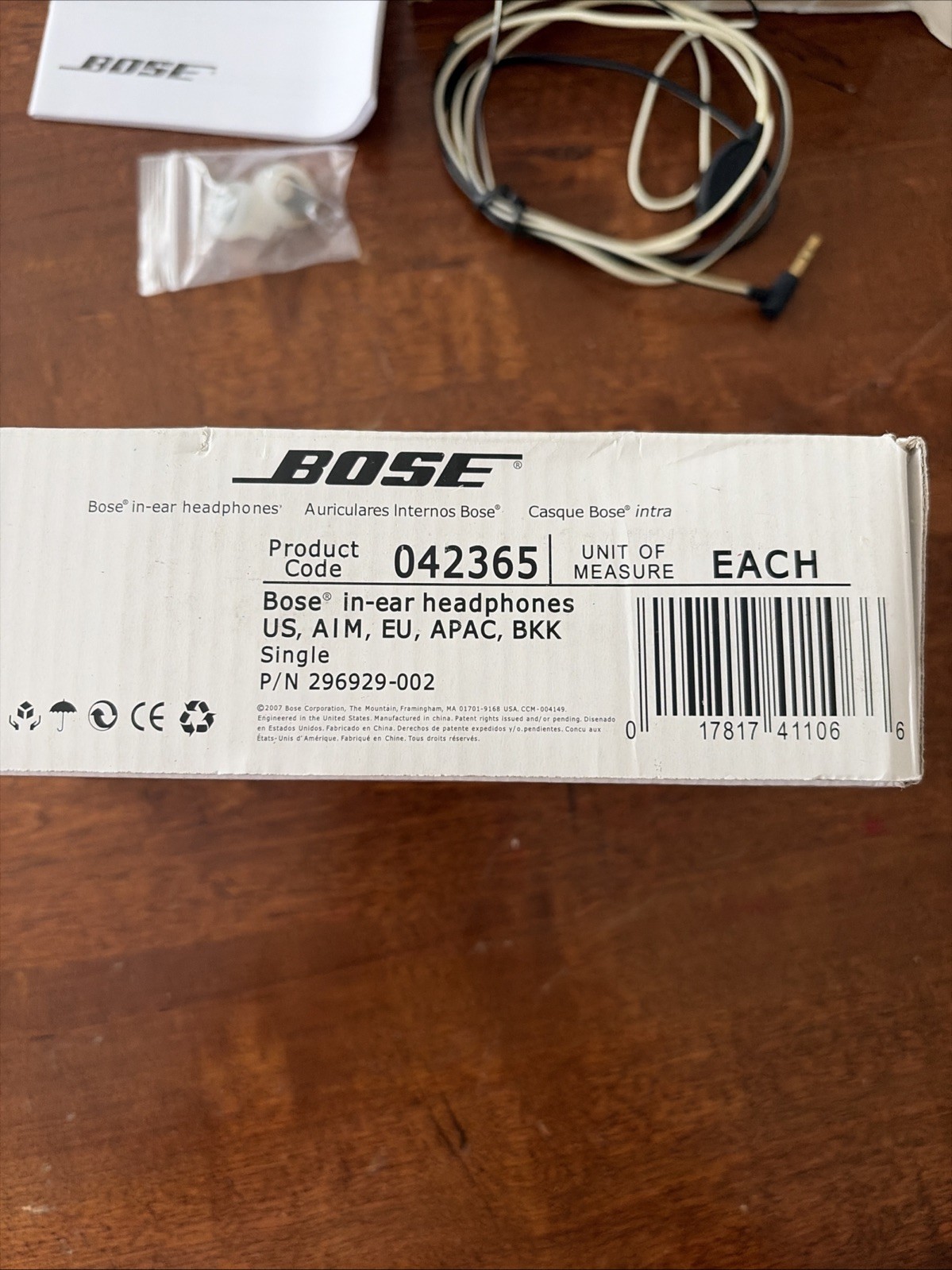 Vintage 2006 Bose TriPort IE Headphones Black Carrying Case 042365 / 296929-002