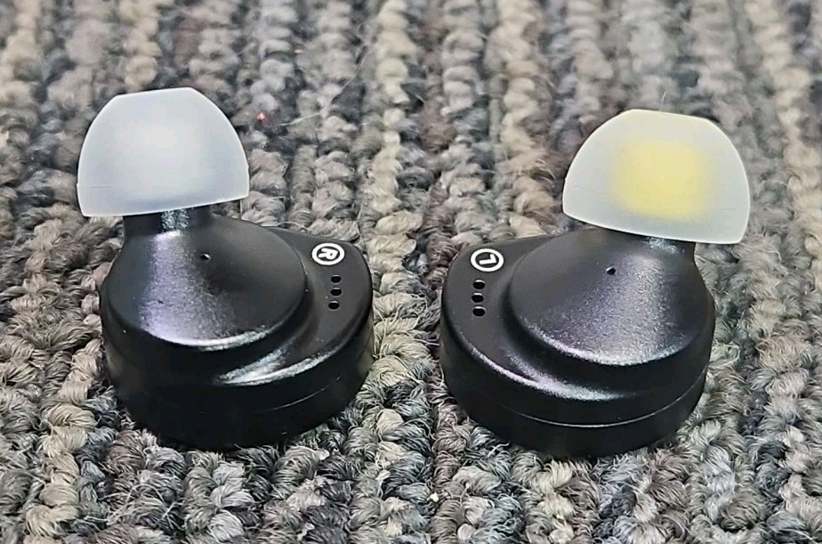 Linsoul 7Hertz Timeless Wireless Earbuds with 3.5mm Cord & Hard Case