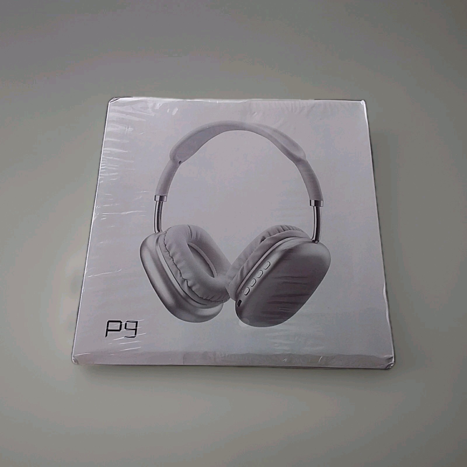 Model P9 Bluetooth Headset Headphones 50mm HiFi Dynamic Coil Speaker NEW IN BOX