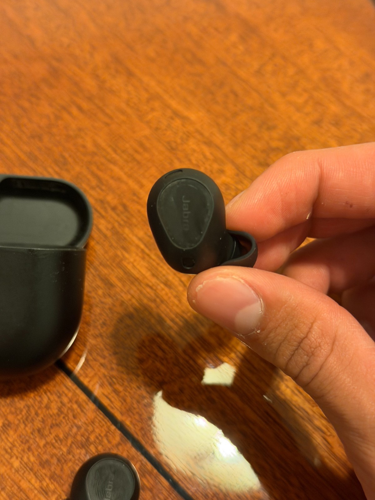jabra elite 10 gen 1 (Gloss black, Used, Functioning Propery, All parts)