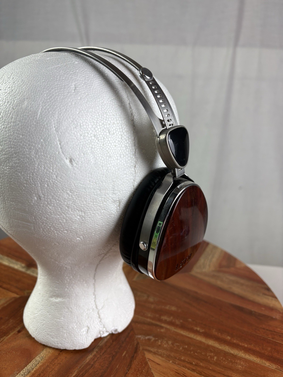 LSTN Troubadour Over-Ear Wood Headphones Wired 3.5mm