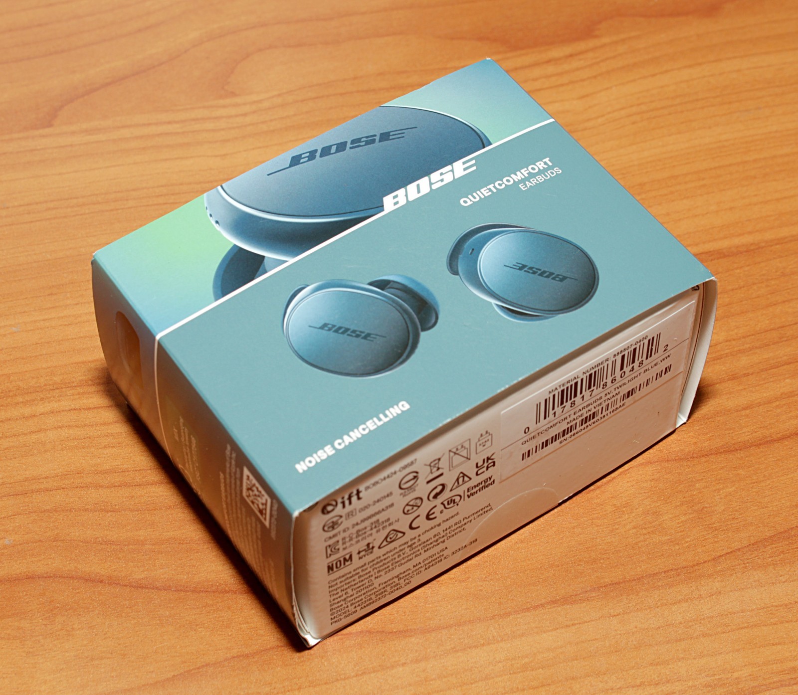 NEW Bose QuietComfort True Wireless Noise Cancelling Earbuds Blue 888507-0400