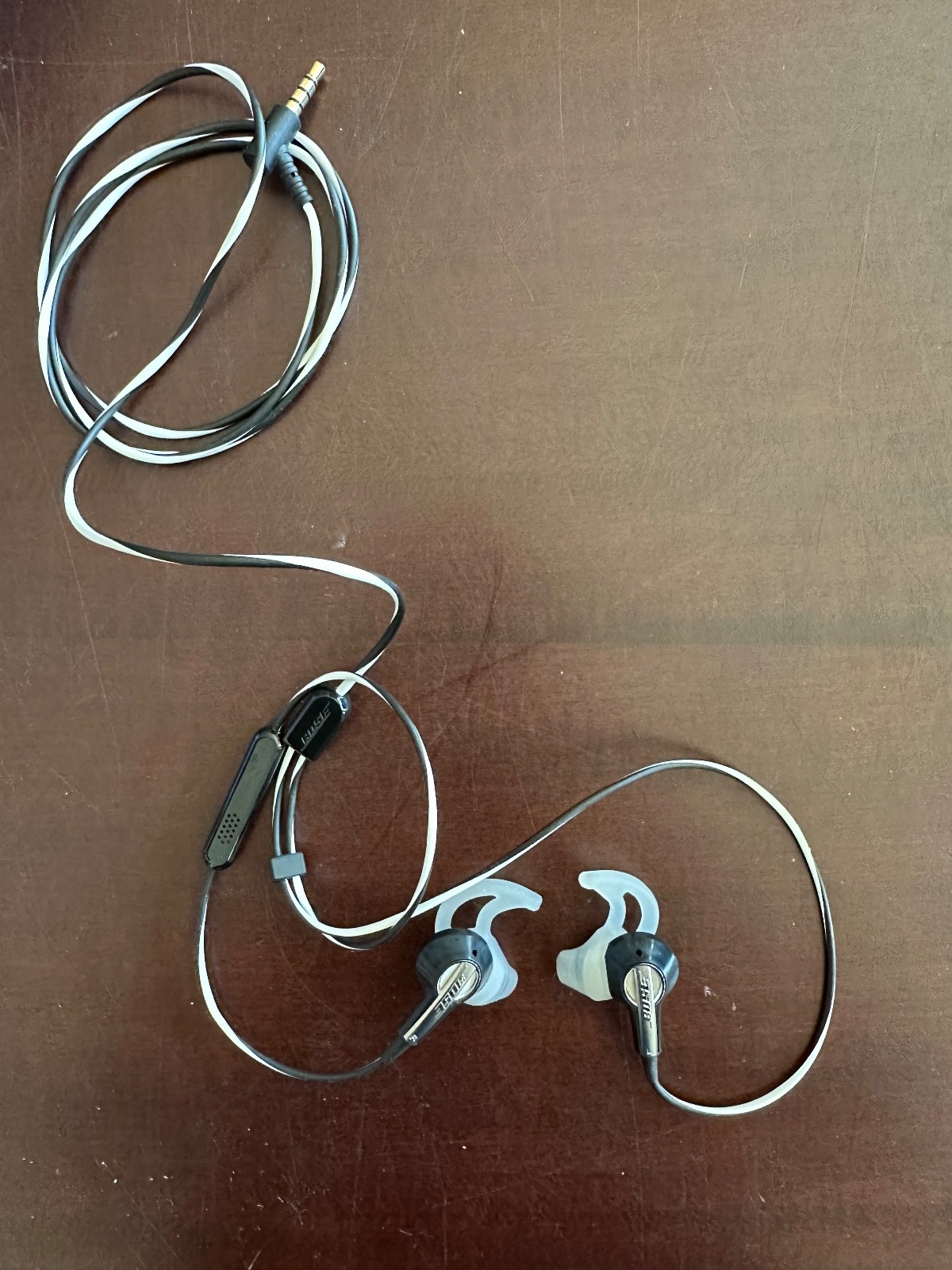 Bose MIE2i Mobile Head Set In-Ear Wired Audio Headphones Ear Buds MINT