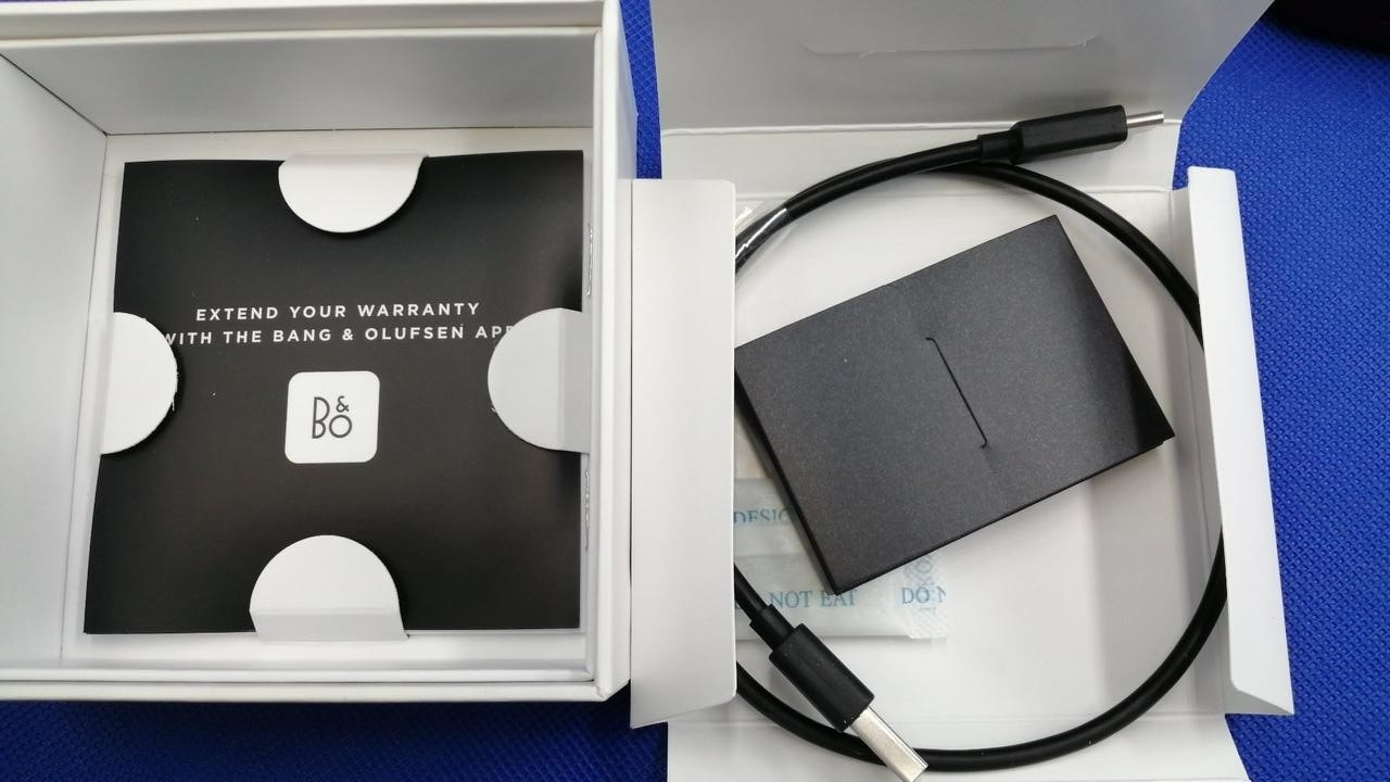 Bang and Olufsen Beoplay EX Ferrari Edition Wireless Earbuds Bluetooth ANC Case
