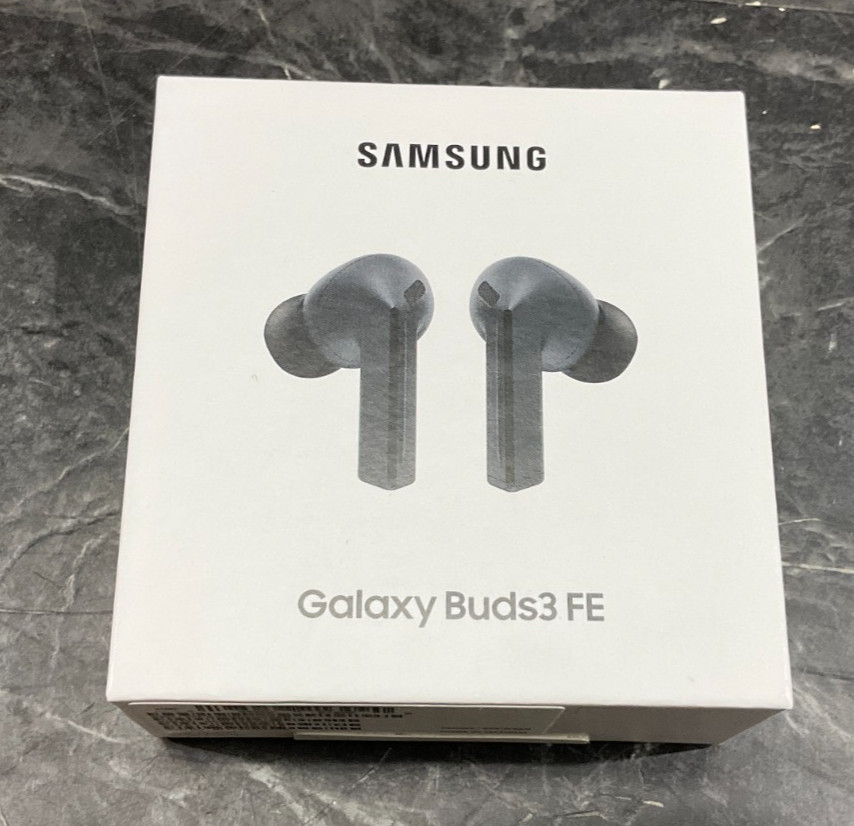 Samsung Galaxy Buds3 FE black SM-R420NZKAXAR 💚❤️💚❤️ BRAND NEW! SEALED!