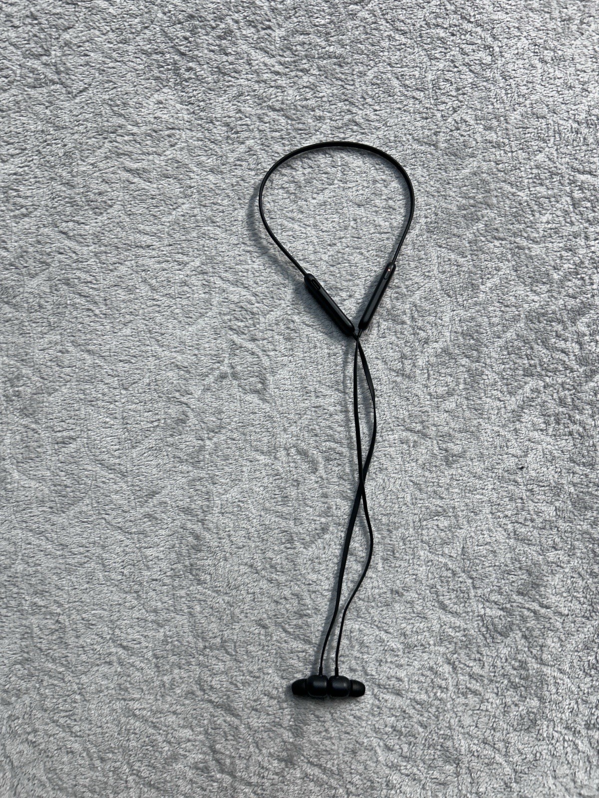 Beats by Dr. Dre Flex Wireless In-Ear Headphones – Beats Black