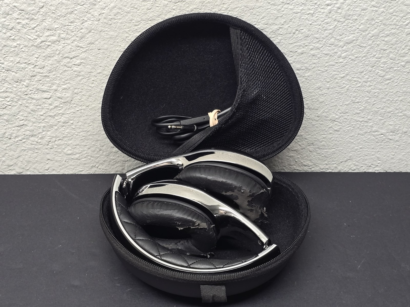 Original SOUL Headphones by Ludacris / Free Fast Shipping.