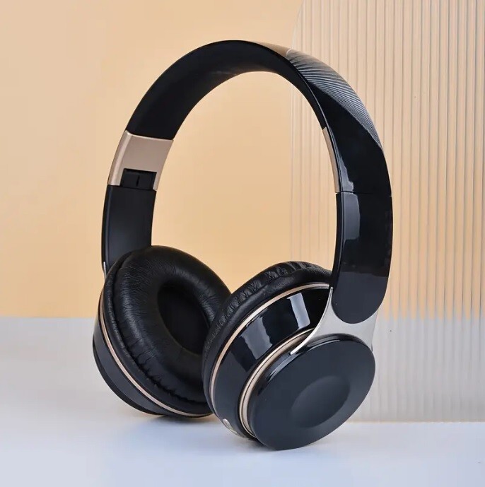 Brand New Wireless Headphones W/ Full Earmuffs, Hands-Free Calls, Music, Gaming