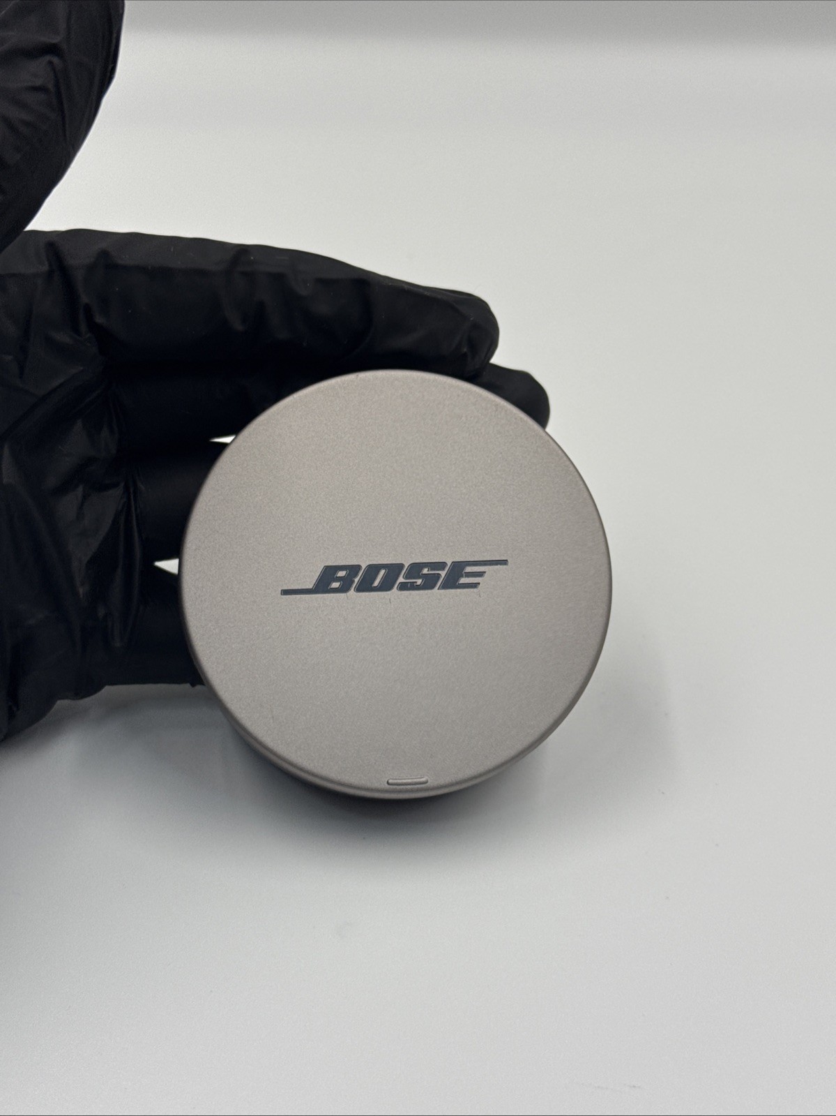 Bose Wireless Sleepbuds II Earbuds White with Charging Case Read Desc