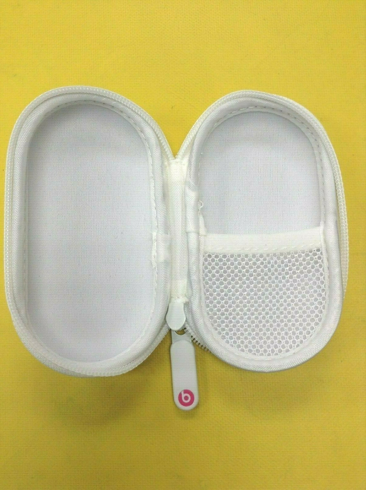 Genuine Beats By Dre Tour 2 2.0 Hard Protective Zipper Case Shell White/Pink CC2