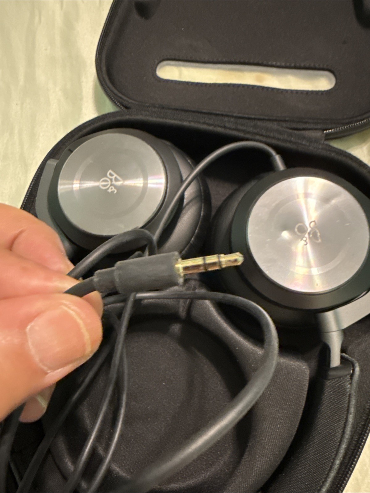 Bang & Olufsen American Airlines Flight Headphones 1/4” Jack w/ Case EUC Read