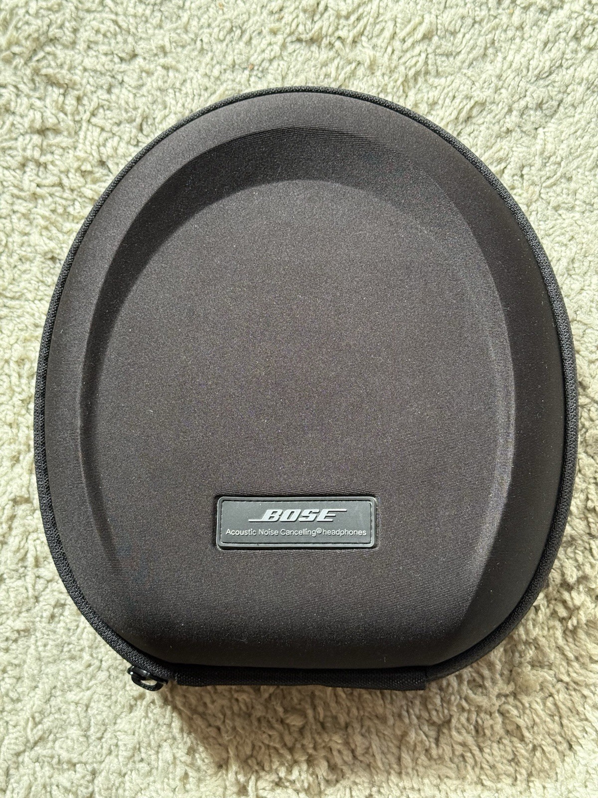 Bose QuietComfort 15 w/ Lightning C-Type Airplane Adapters & Case New Earpads