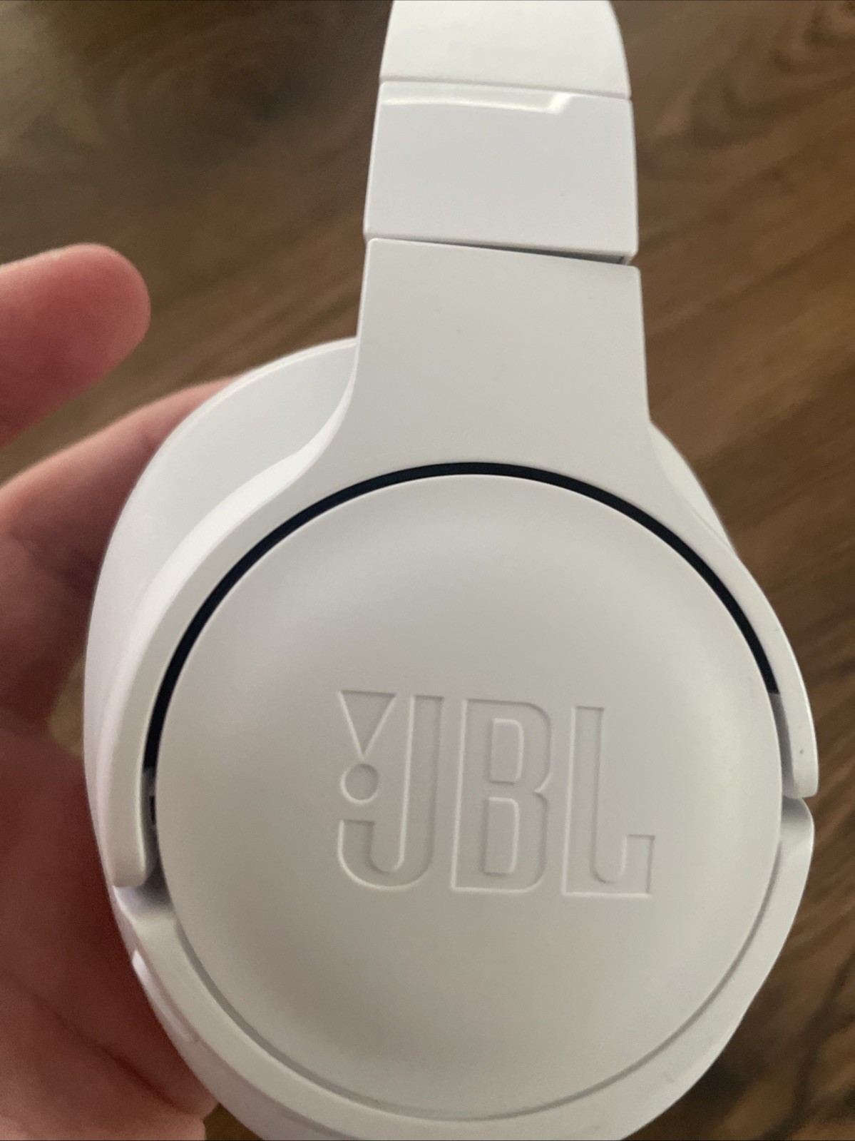 JBL Tune 770NC Over-ear Wireless Headphones – White