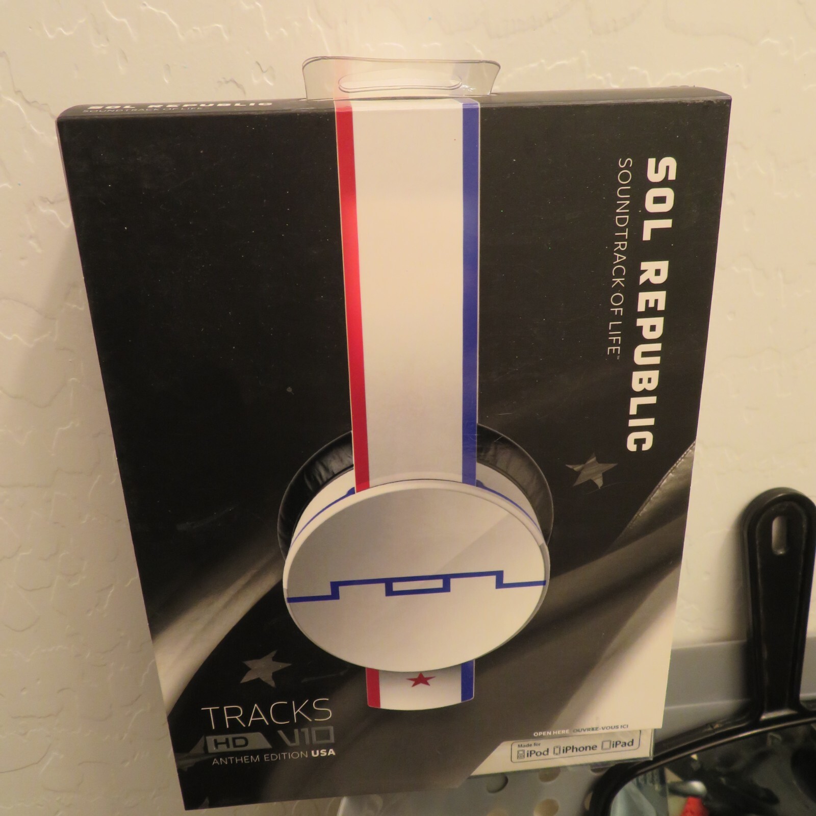 SOL Republic Tracks HD V10 Anthem Michael Phelps Wired Headphones NIP Sealed Box