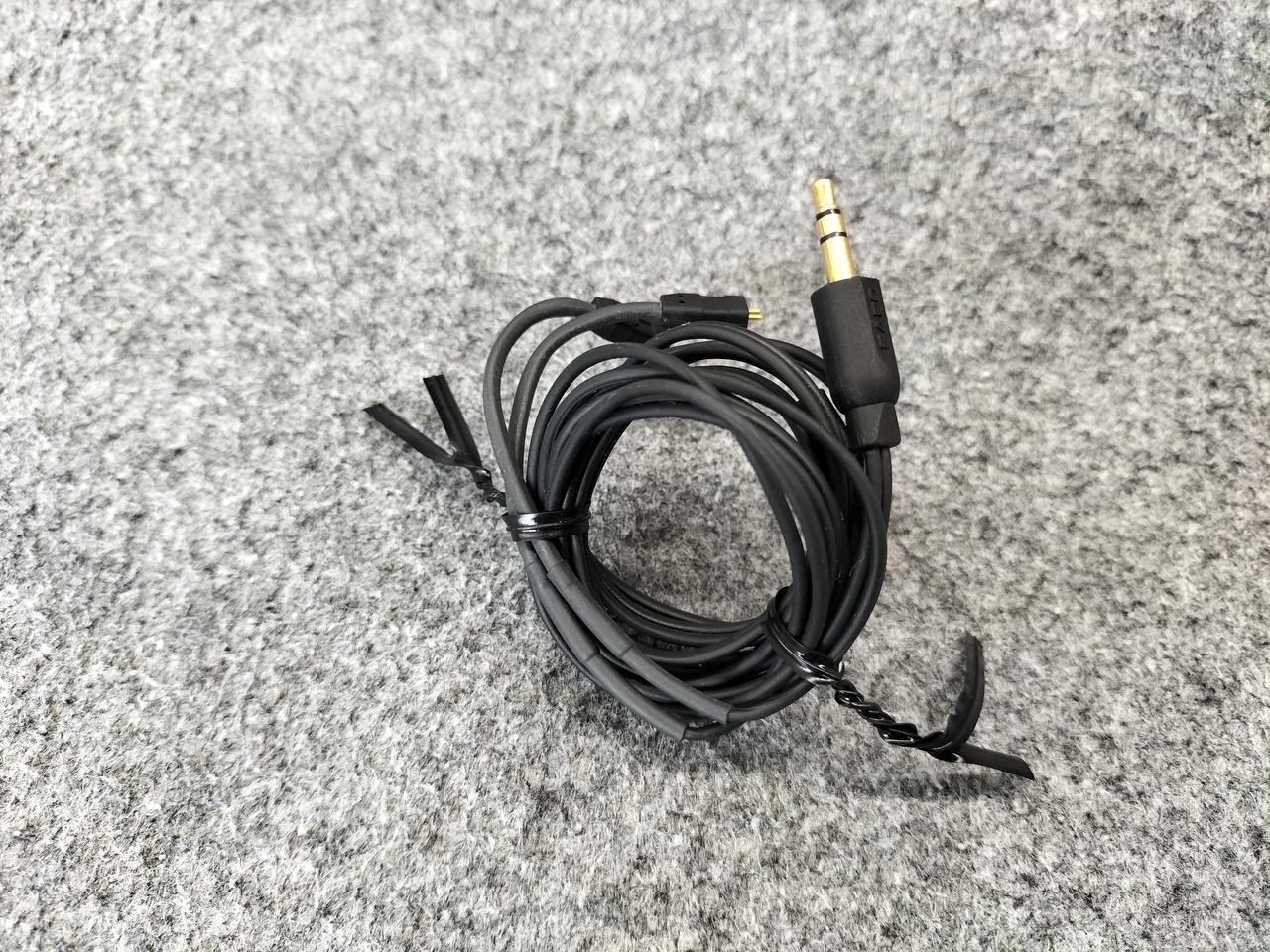 Ultimate Ears Triple.Fi 10 Triple Driver IEMs – Pro Triple BA, Exc Condition