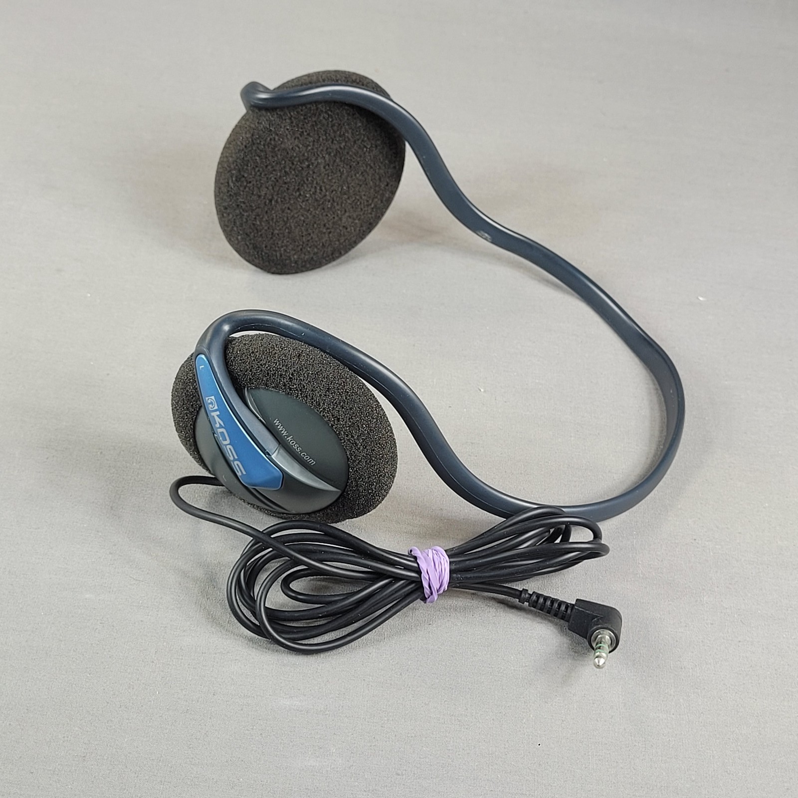 Koss KSC-15 Behind the Head Portable Stereophone – Black/Blue [Tested]